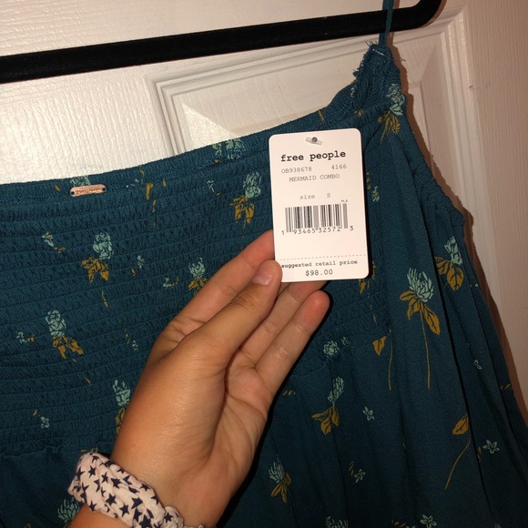 Free people off the shoulder shirt - Picture 3 of 4